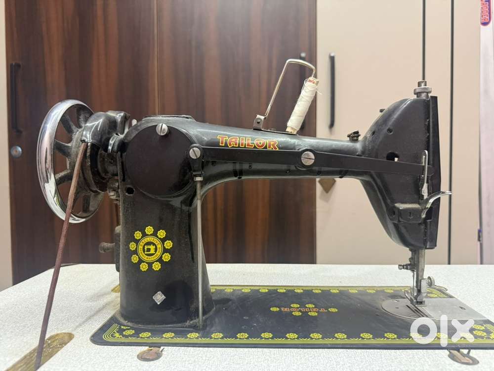 sewing machine