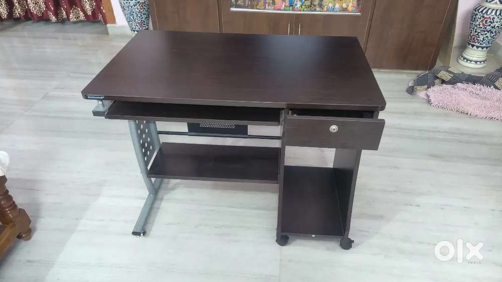 Nilkamal Gamma Computer Table