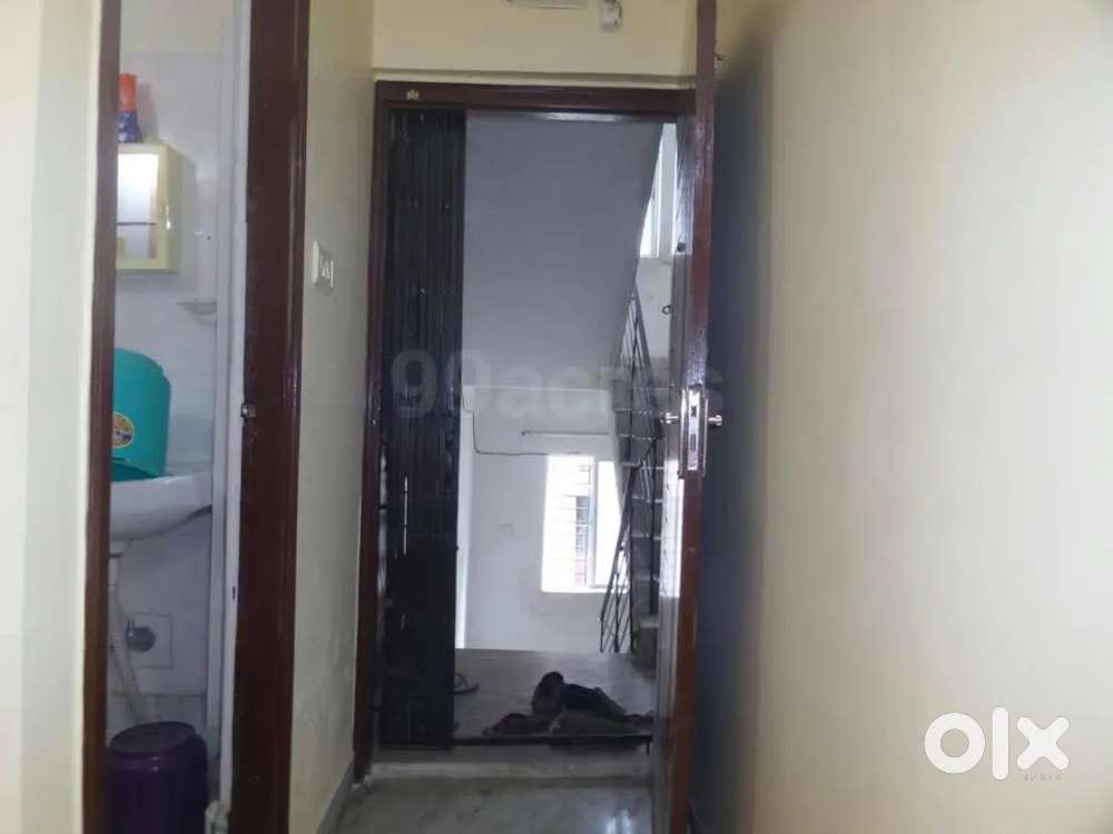 A 2 bhk semi furnished flat for rent