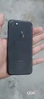 I phone 7 32 gb storage