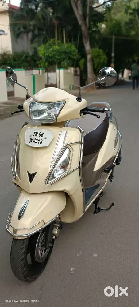 TVS Jupiter BSIV, 2017 Model