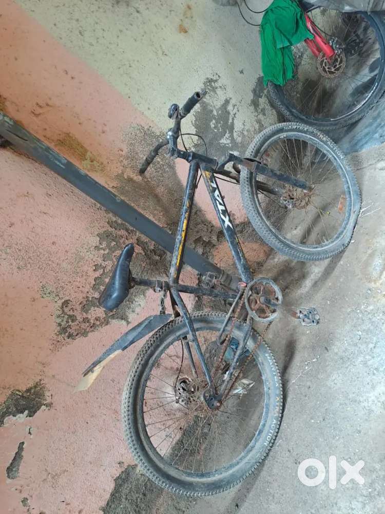 Xtal cycle urgent seller only 1100 repering work