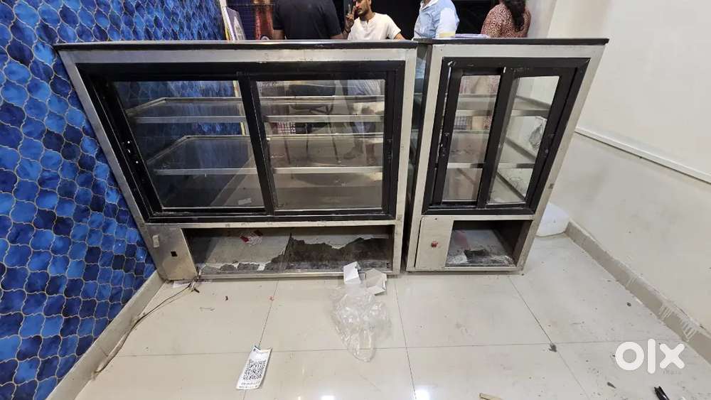 Marble counter top glass body