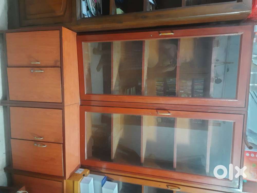 Eight bookshelves for sale. Excellent condition.