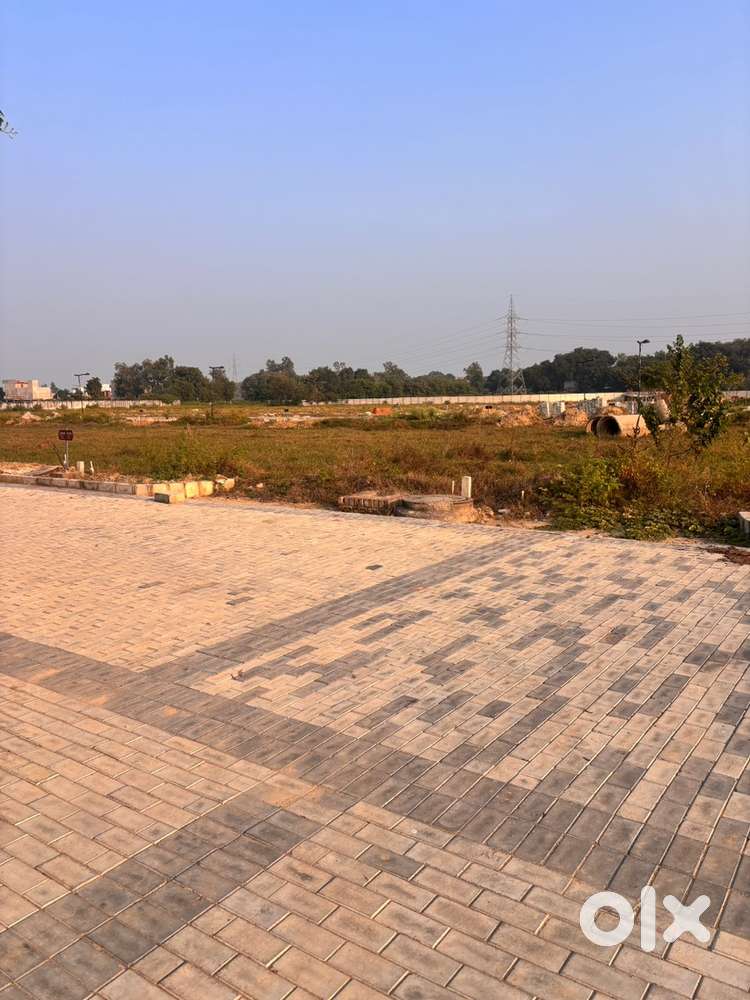 2691sq.ft plot available for sale in Pintail park city near HCL