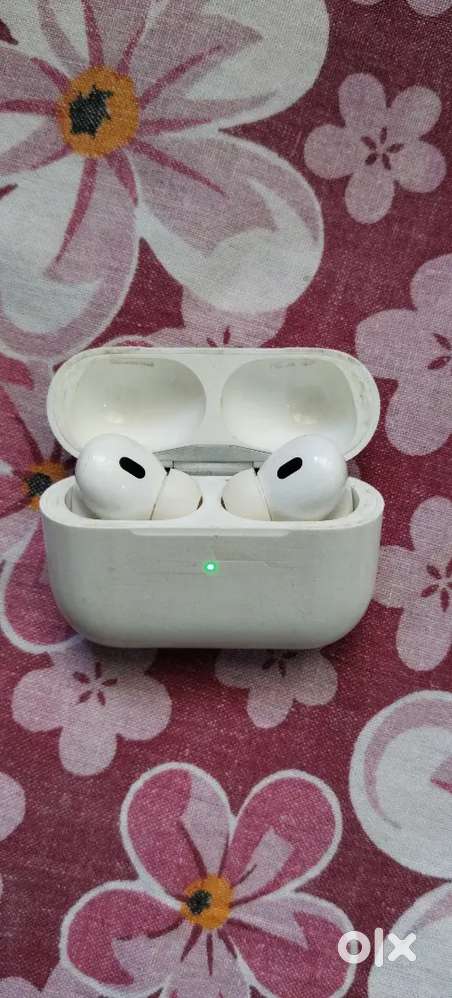 Apple air pods