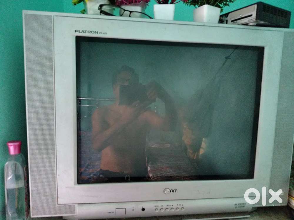 Sell of Lg tv of 20 inches