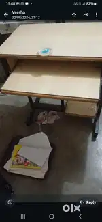 Computer table