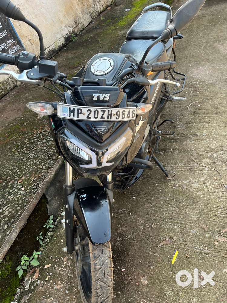 BLACK COLOUR DISC BRAKE SPLIT SEAT