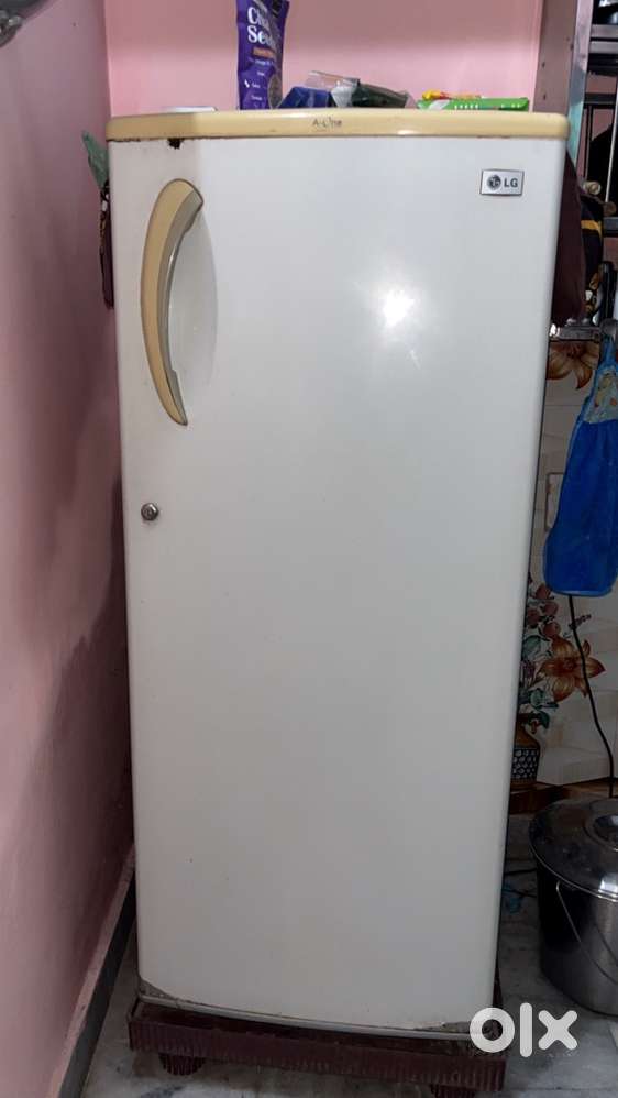 LG Fridge for sale
