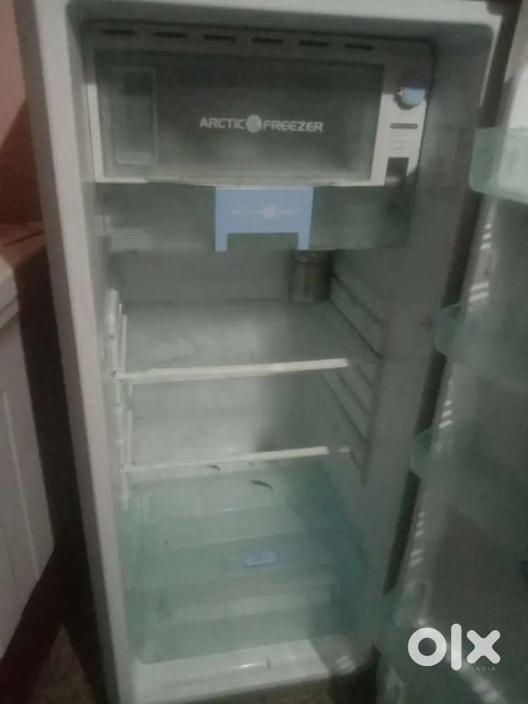 Urgent sale all the household items have to be sold.