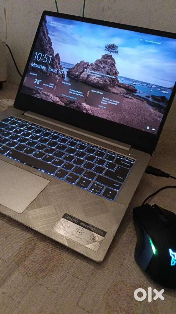 Lenovo IdeaPad 330S with NVME SSD 1 TB