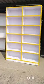 If anyone need counter table and rack for their shop please contact