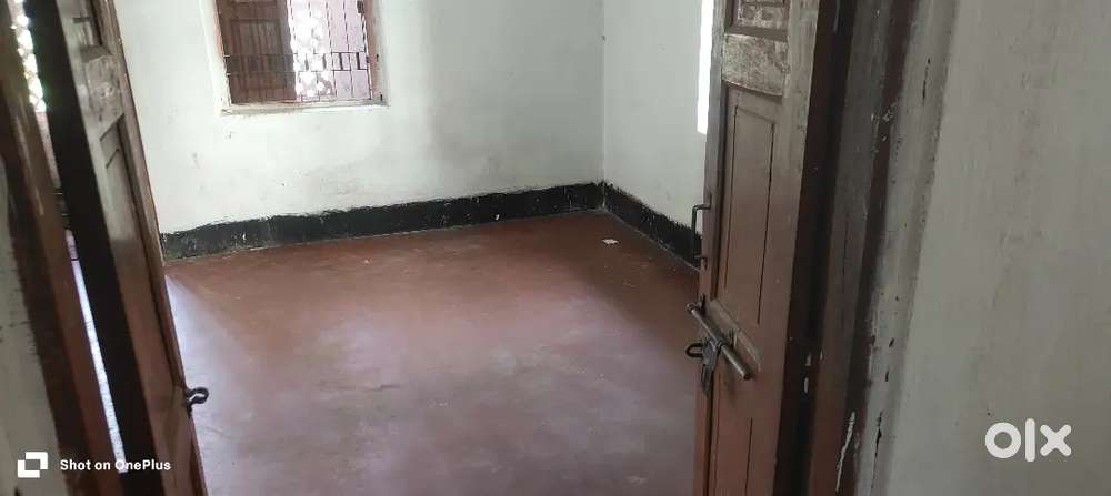 Sharing Room, Boy bachelor Rasulgad Road Side