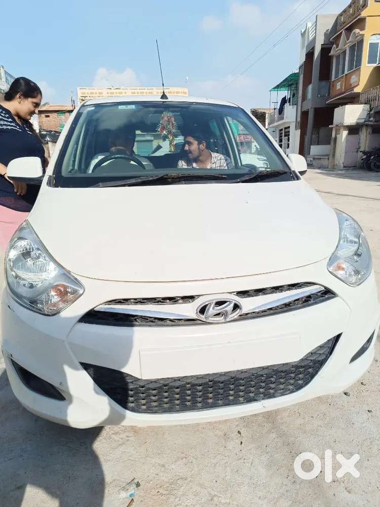 Hyundai i10 2013 Petrol 142000 Km Driven