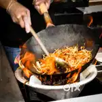 Need a chinese cook who can make mouthwatering chinese dishes