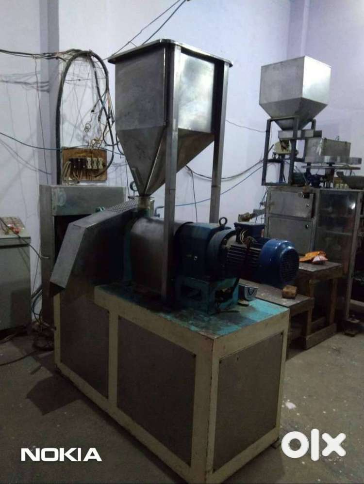 Kurkure machine, Pouch Packing Maxhine, Puff Maxhine