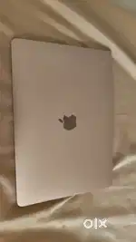 MacBook Air M1 (2020)