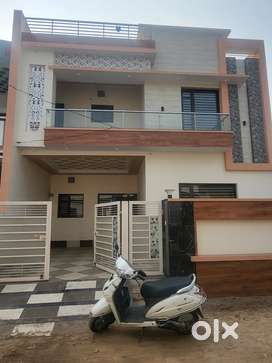 House sale in 200 gajh New professor colony opposite Punjabi Universty