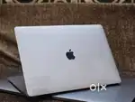 Apple Macbook Pro i7 16GB Ram 1TB Apple SSD 5.5gbGraphics Touchbar