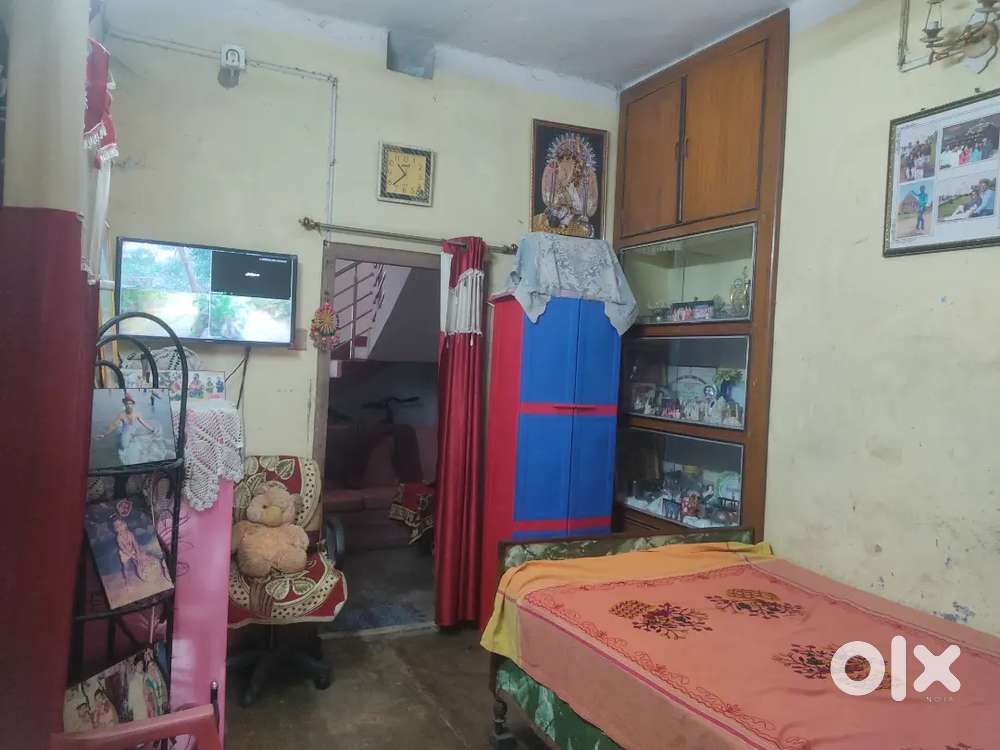 Two rooms for rent .water & electric included.Women & fmily notallowed