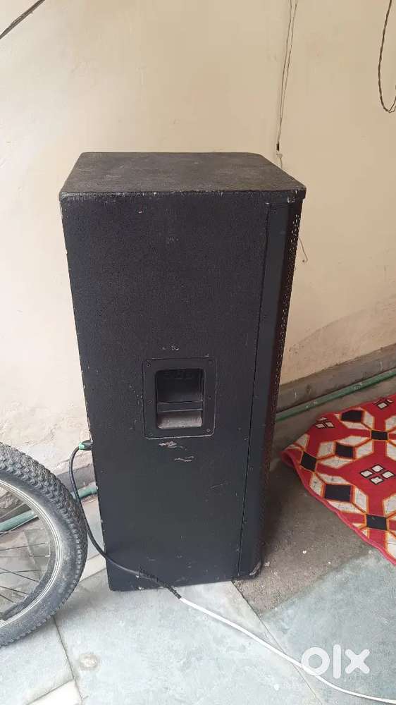 Dj speakers d12 pair