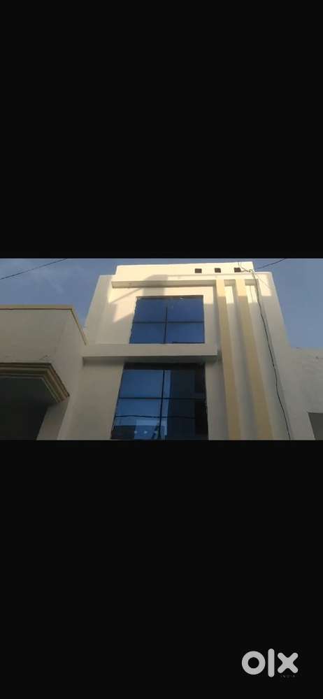 Independent Fully Furnished Villa in Mahanagar on rent