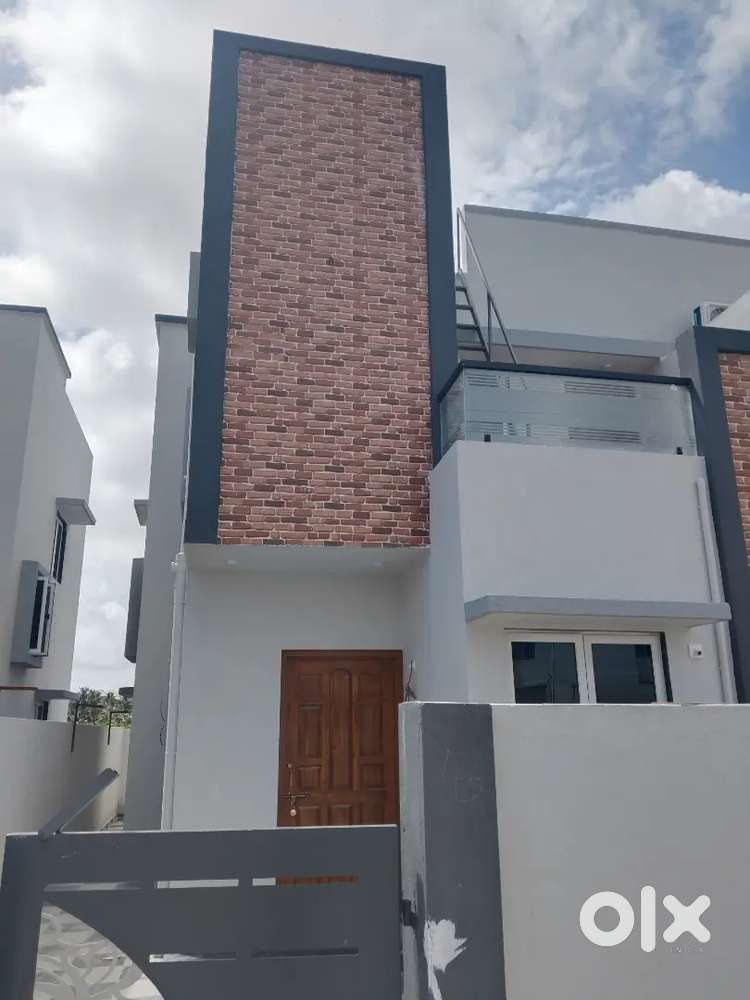 125 var 3 BHK villa for rent.