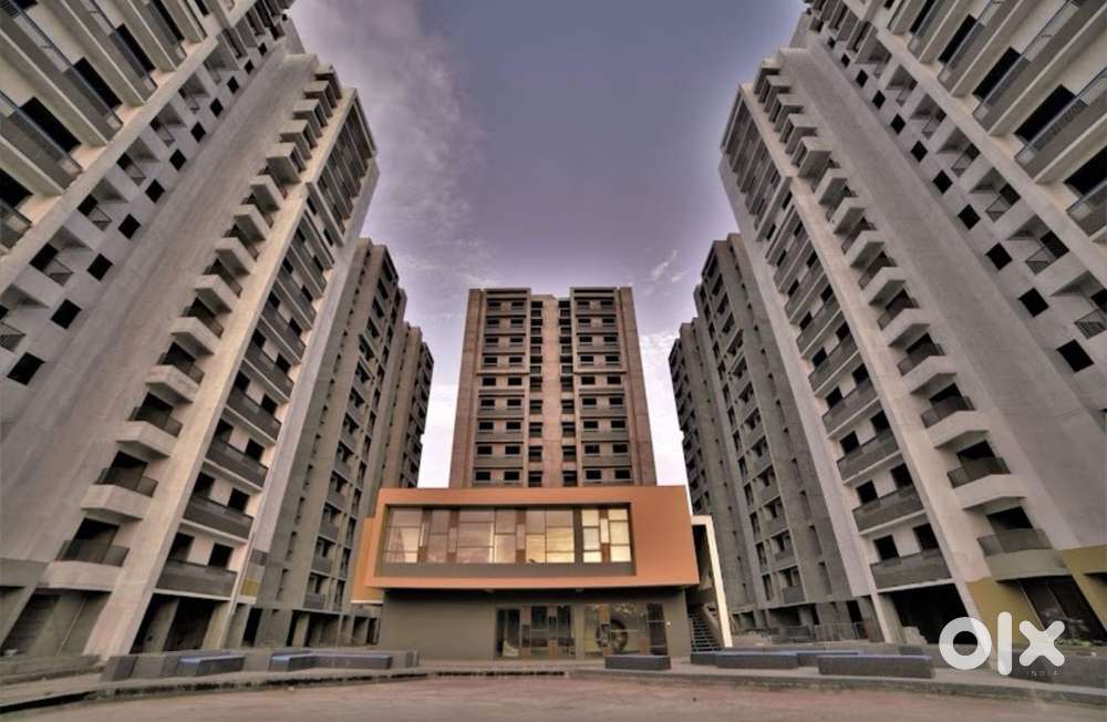 Janal realty llp