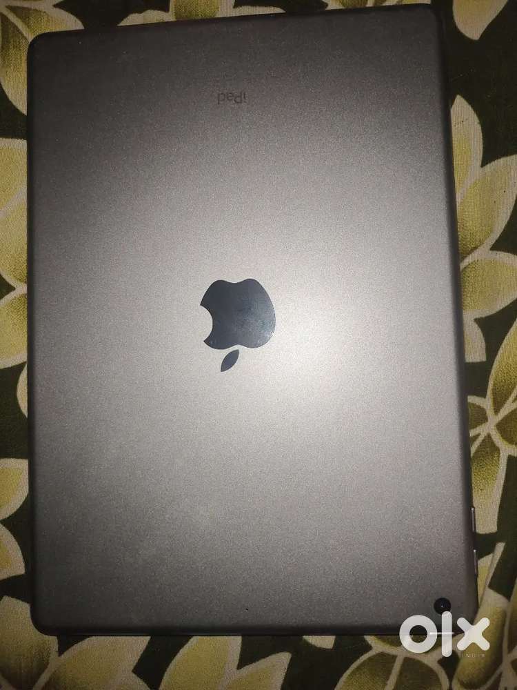 iPad 6th Gen 128GB, Excellent Condition