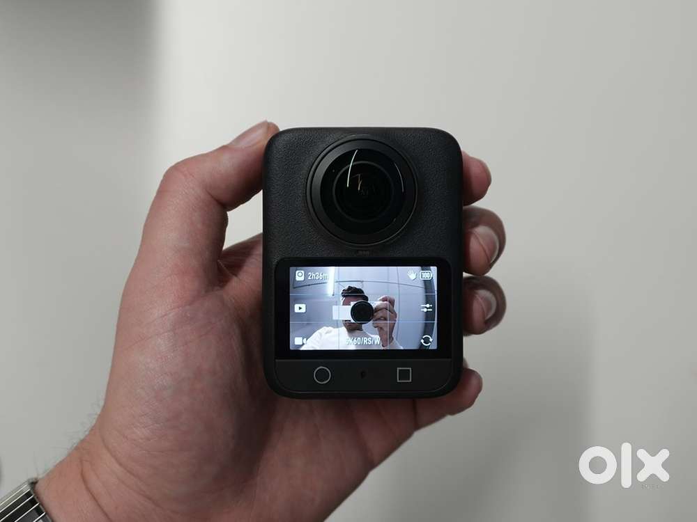 DJI Osmo 360 Adventure Combo