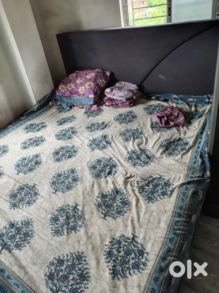 Double bed 5/7 size