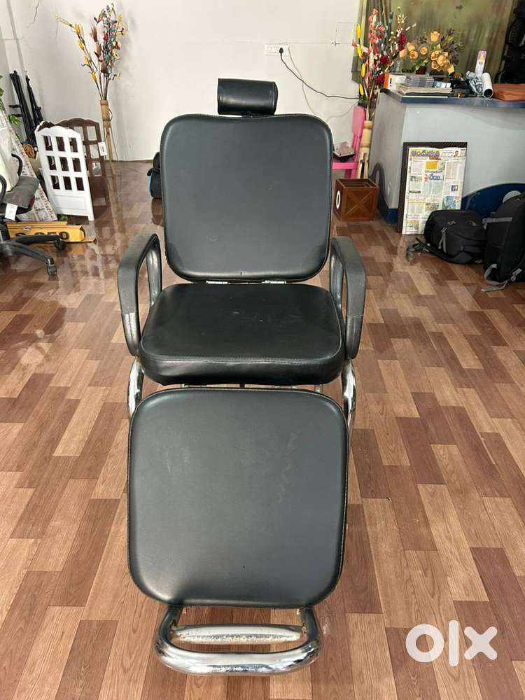 Beauti parlar chair for sale