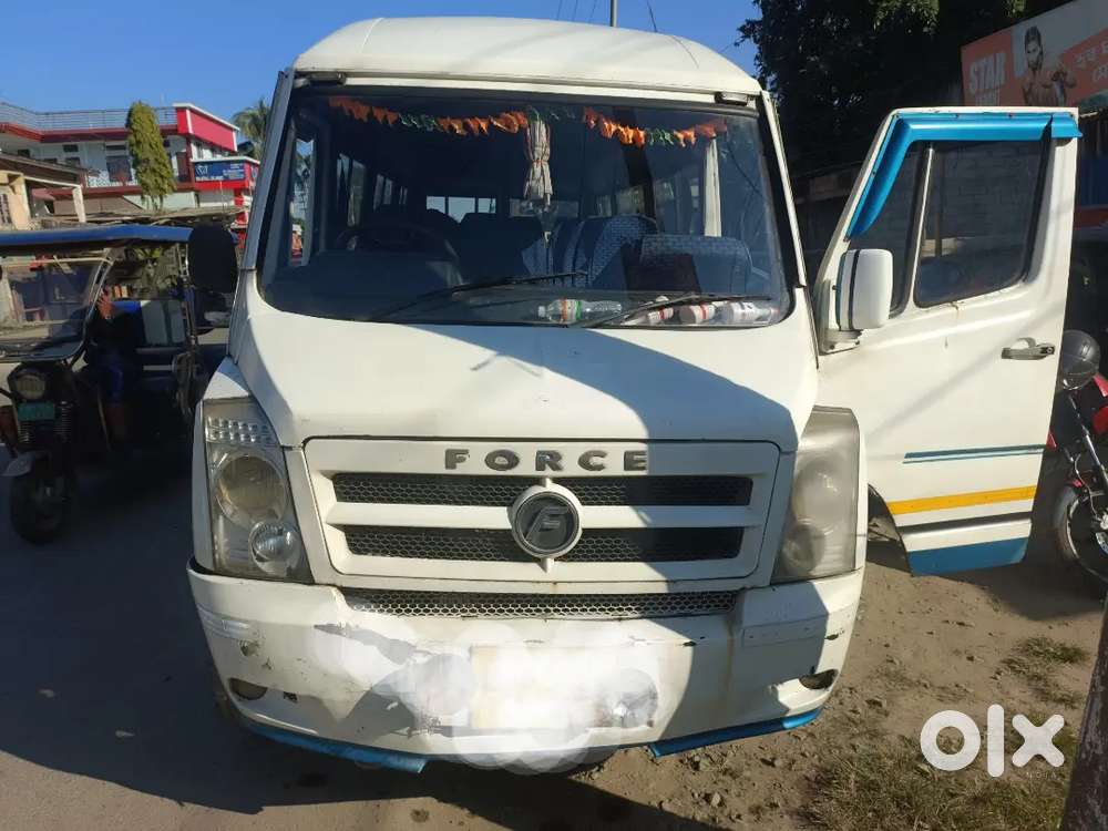 Traveller minibus 4 wheeler(18 seater)