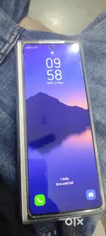 Samsung galaxy fold 3 brand new condition bill box very good condition