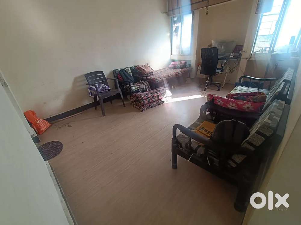 2 male partner 1BHK at bhusari colony Kothrud mobNo- 4K per head