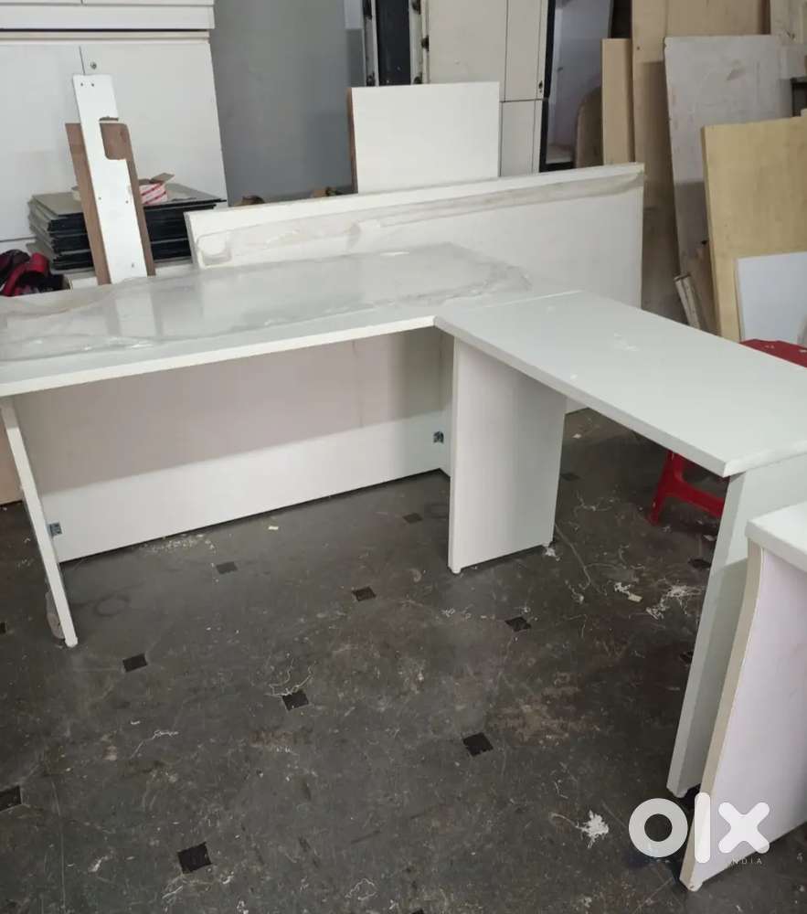 5'*2'6 Boss Table along with 3'*15 Side Table