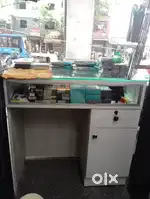 Selling counter