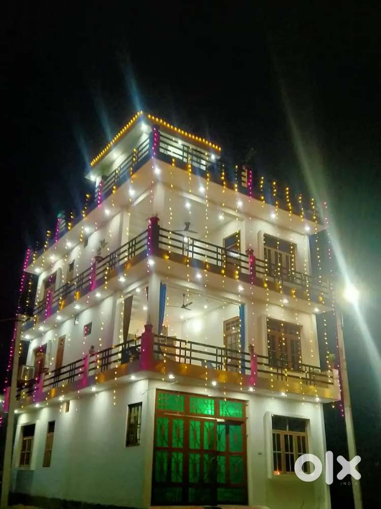 Vaaman home society,near sdsn college,chhota bharwara,gomtinagar