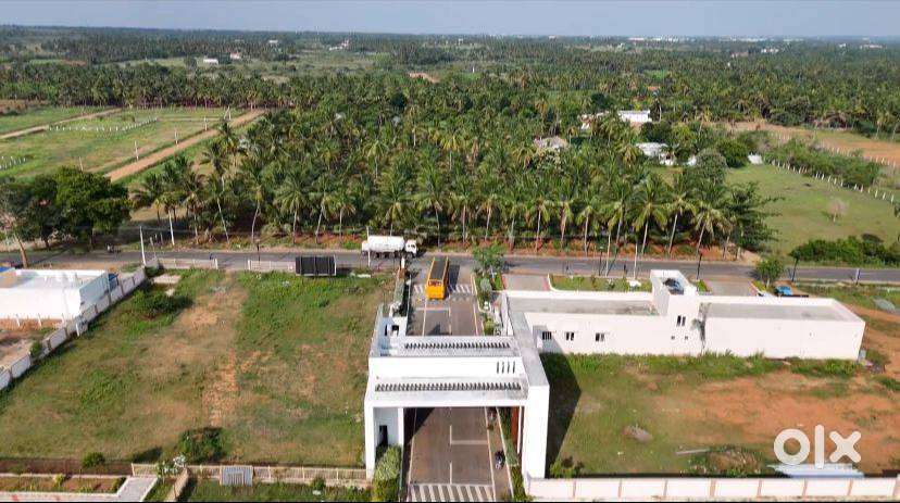 GATED COMMUNITY LAYOUT WITH INDOOR SHUTTLE COURT