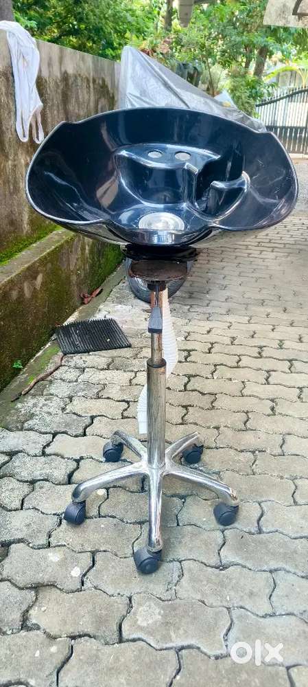Hair wash unit 2000/-