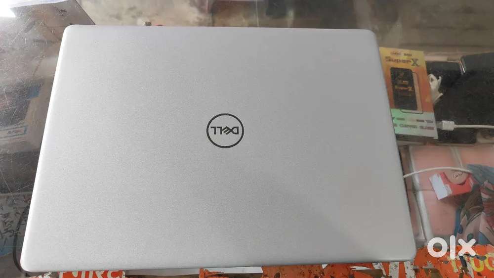 Dell laptop 8-256 gb