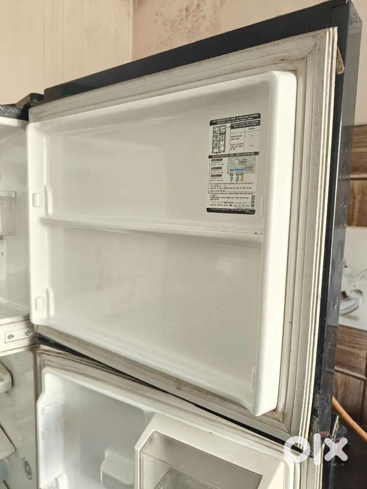 LG 360 Litre Double Door Refrigerator
