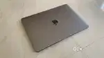 MacBook pro with touch bar (16/512) urgent sale