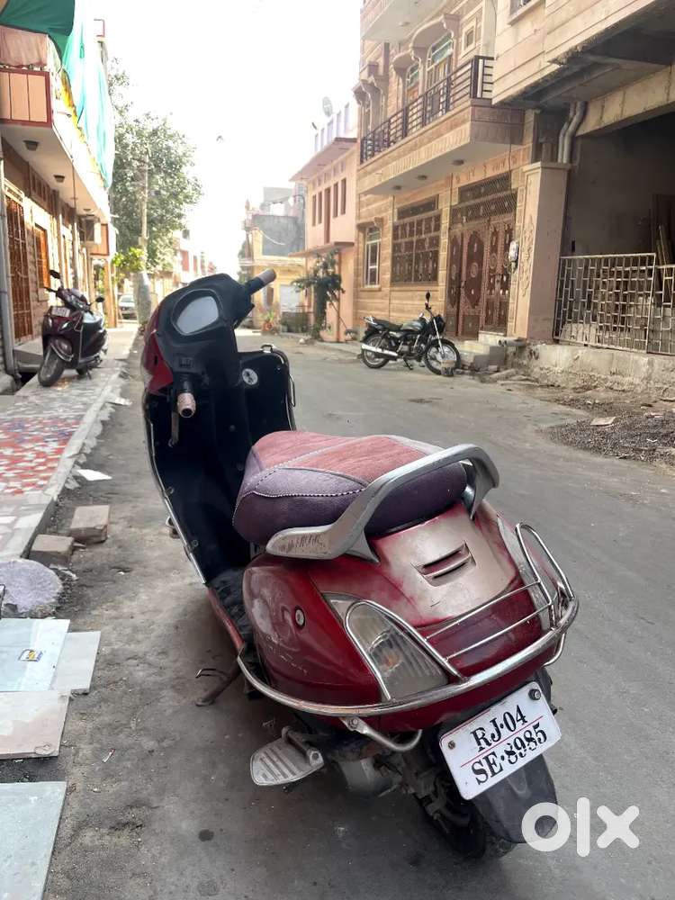 Activa 2012 salling price 20000/-