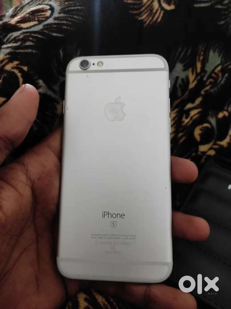 I phone 6s 32gb in very good condition