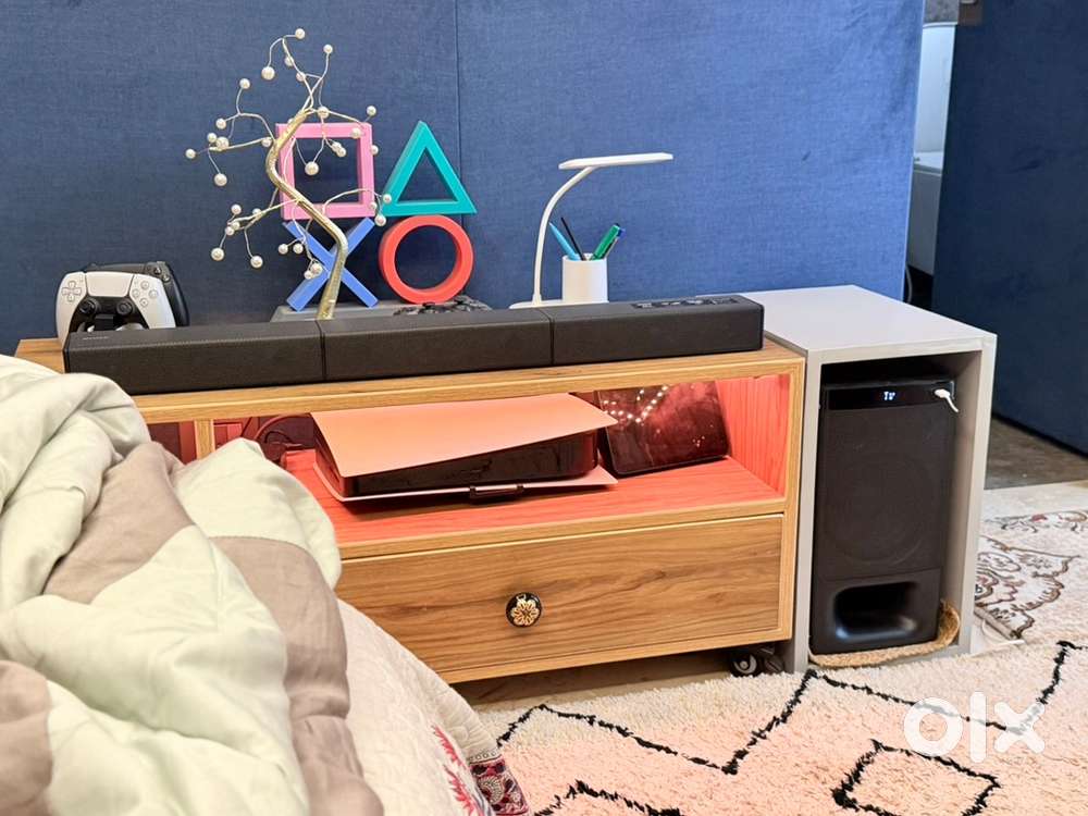 Sony HTS500RF - 2 months old