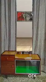 Dressing Table with Brand New High Quality 5mm Mirror Glass.