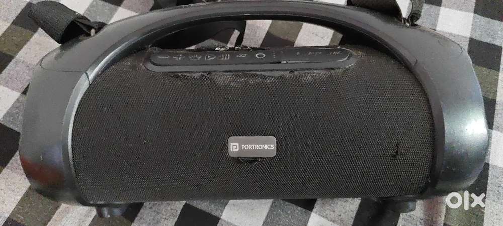 Portronics Dash 12 with wireless mic  portable speaker  with heavy