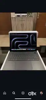 Macbook Pro M3 Pro 18gb ram 512 ssd